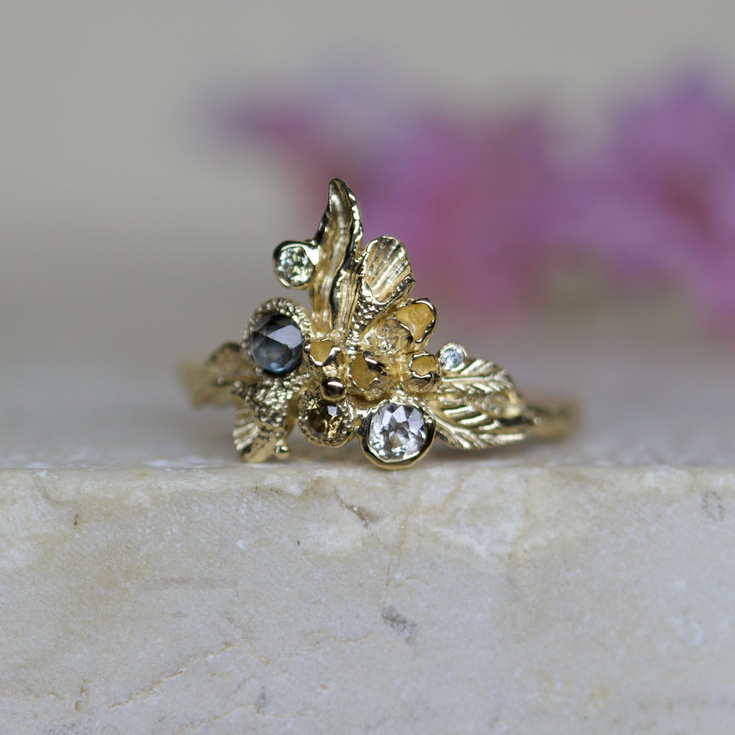 Ellyllon ring