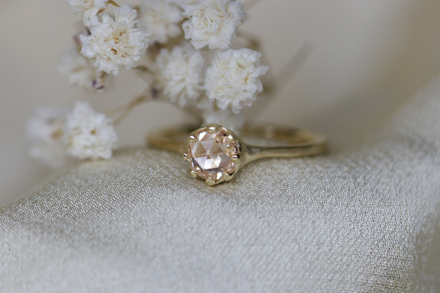 Honey suckle diamond solitaire