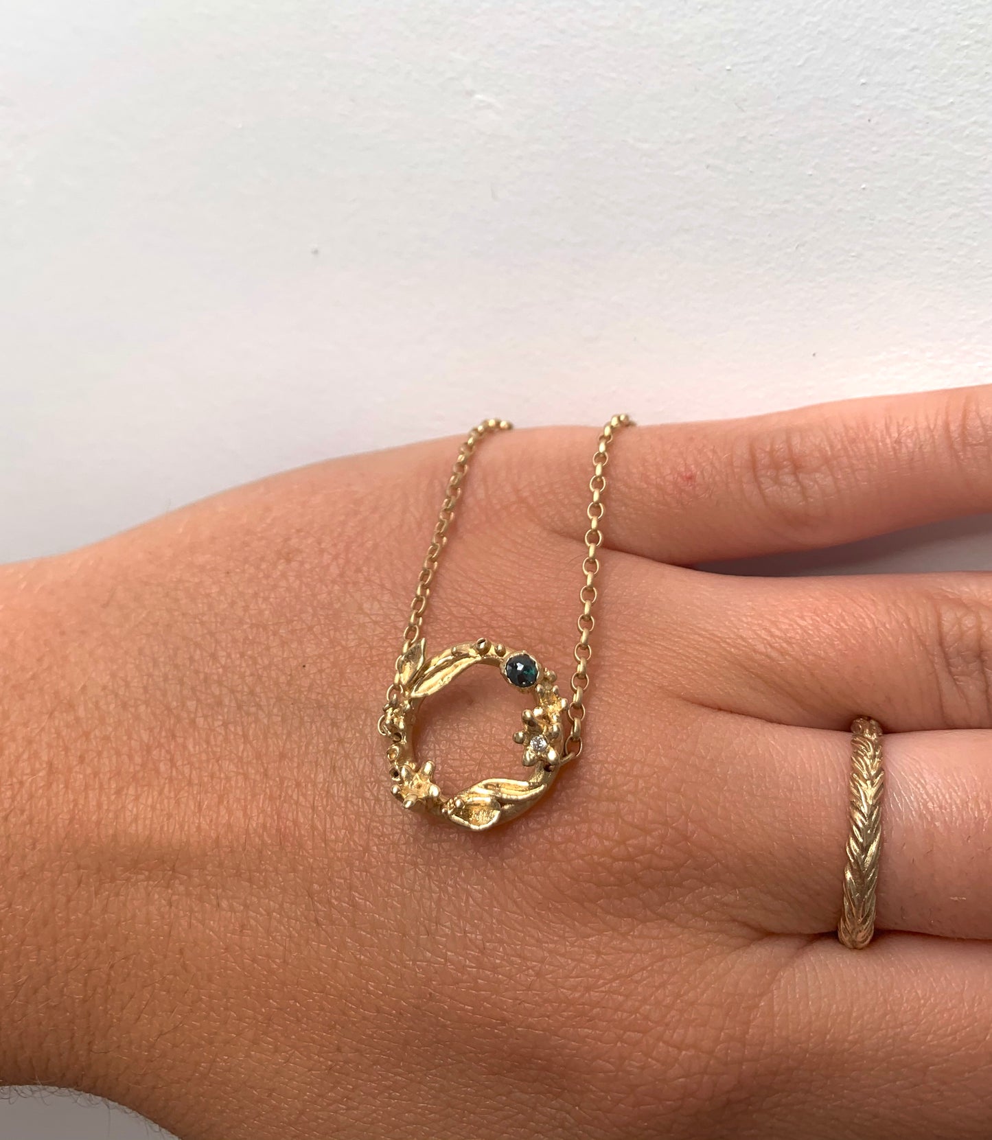 Floral wreath necklace