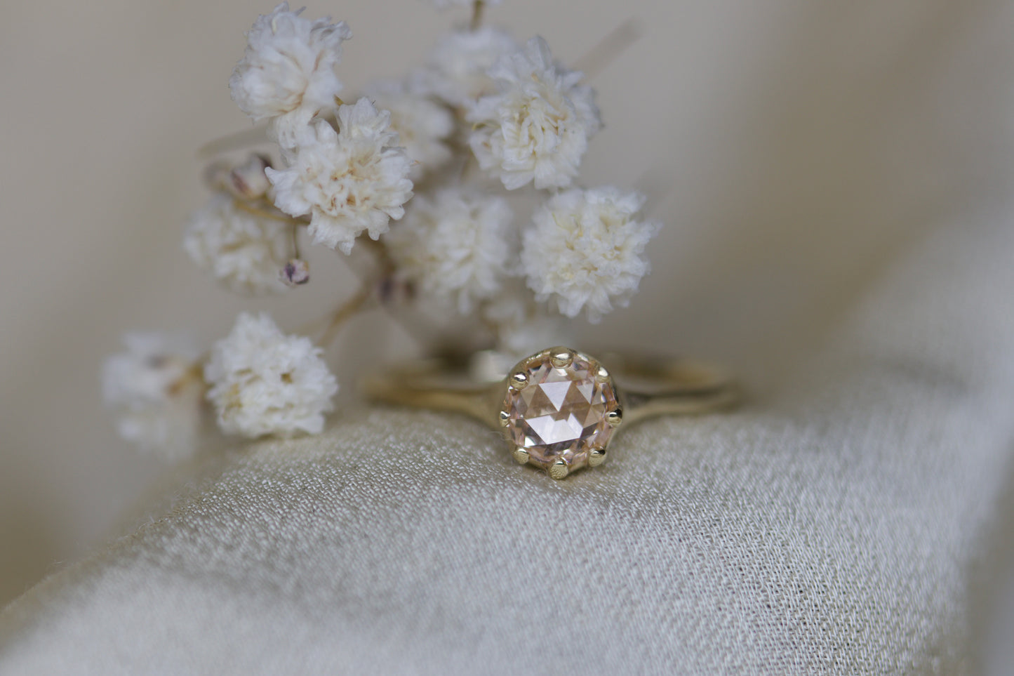 Honey suckle diamond solitaire