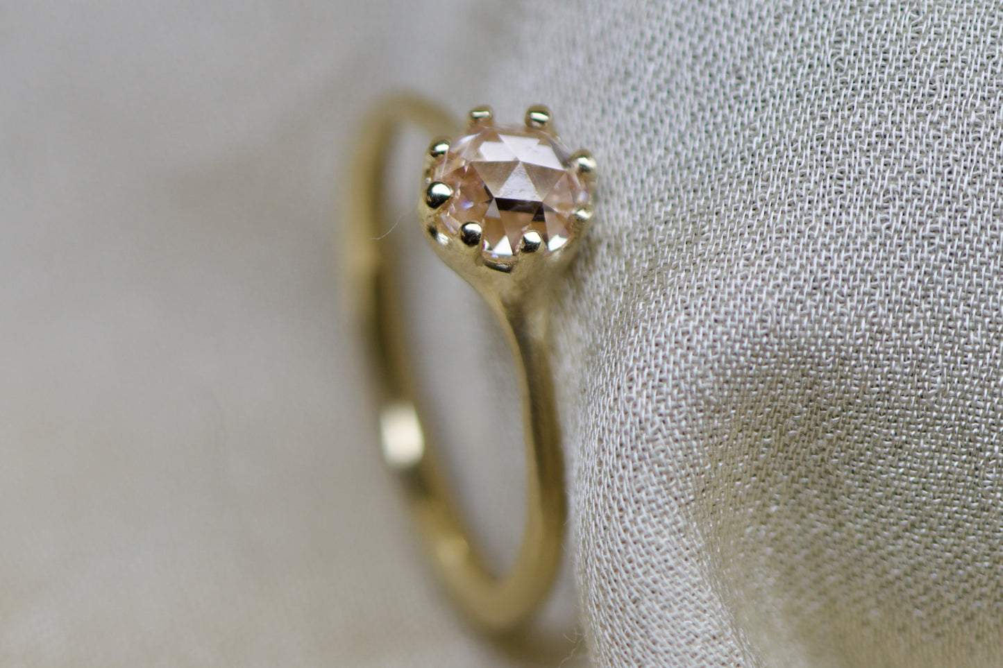 Honey suckle diamond solitaire