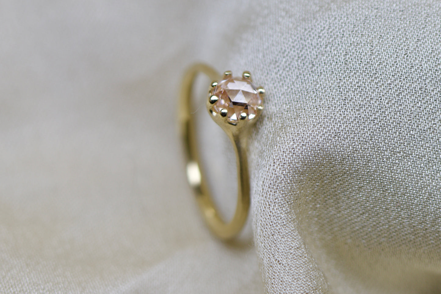 Honey suckle diamond solitaire