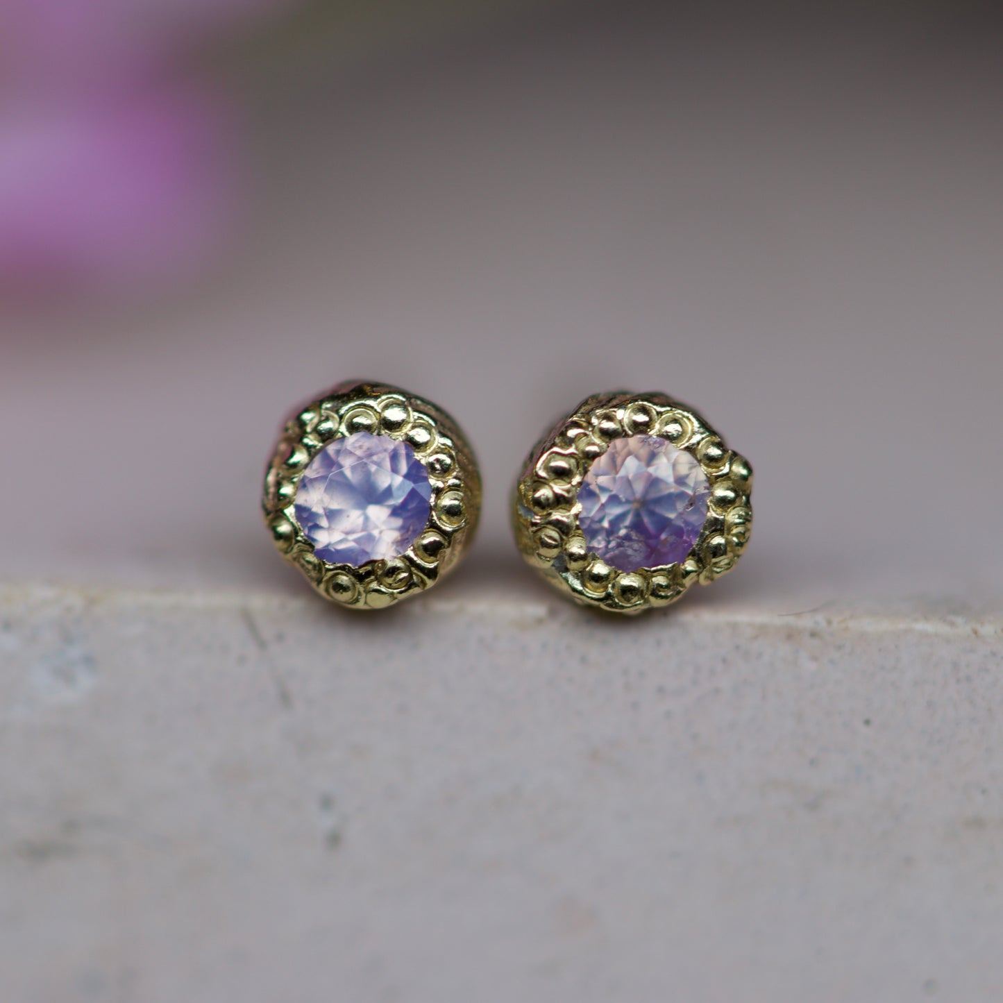 Opalescent pink seed studs