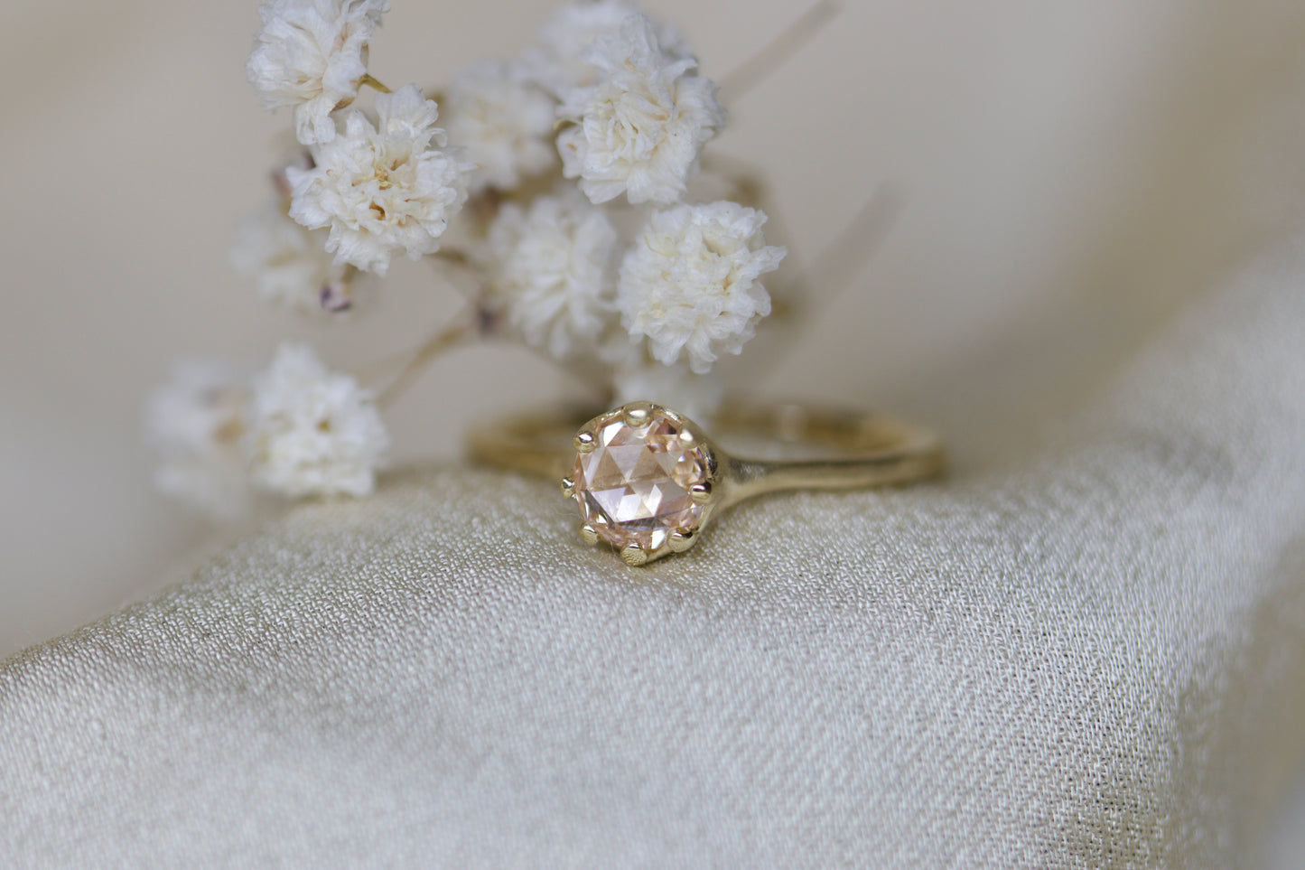 Honey suckle diamond solitaire
