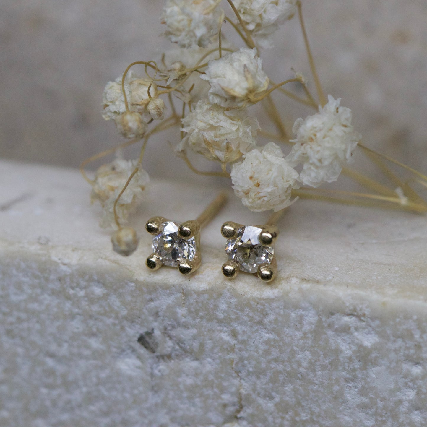Diamond studs * ready to ship