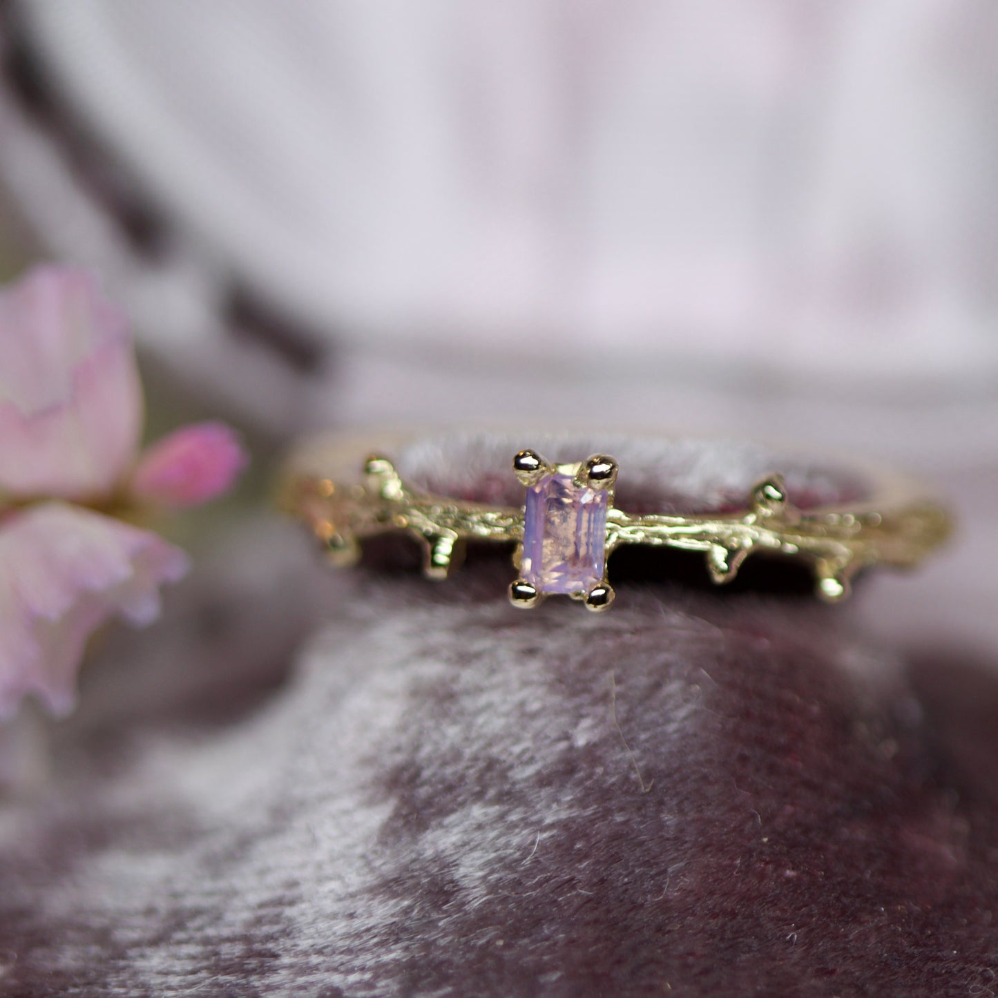 Twig ring with pink sapphire