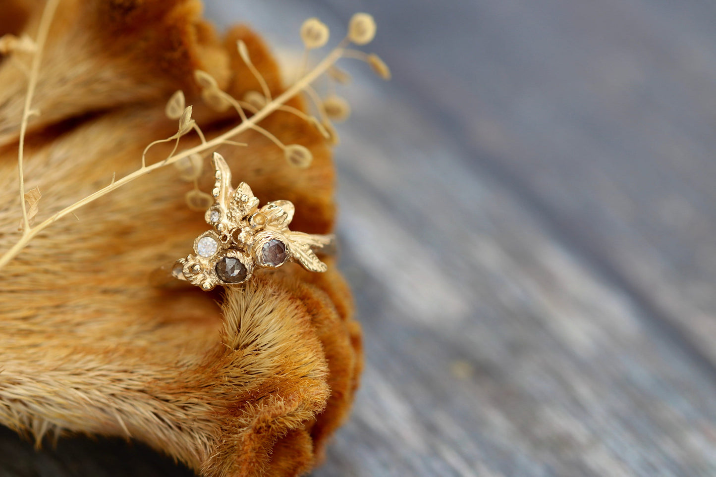 Ellyllon ring
