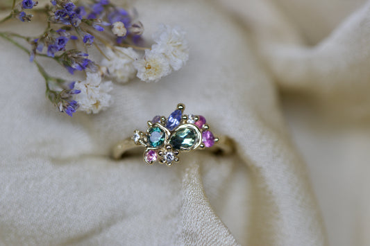 Blodeuwedd cluster ring