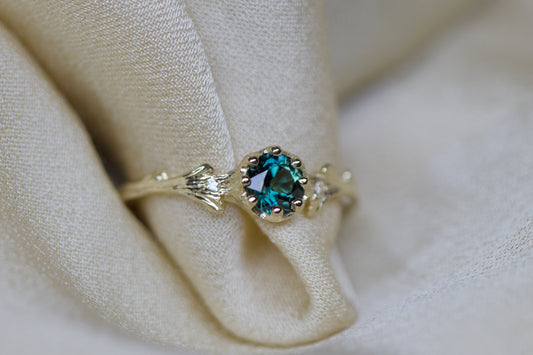 Teal sapphire & Hawthorne ring ( ready to ship 9ct yellow )