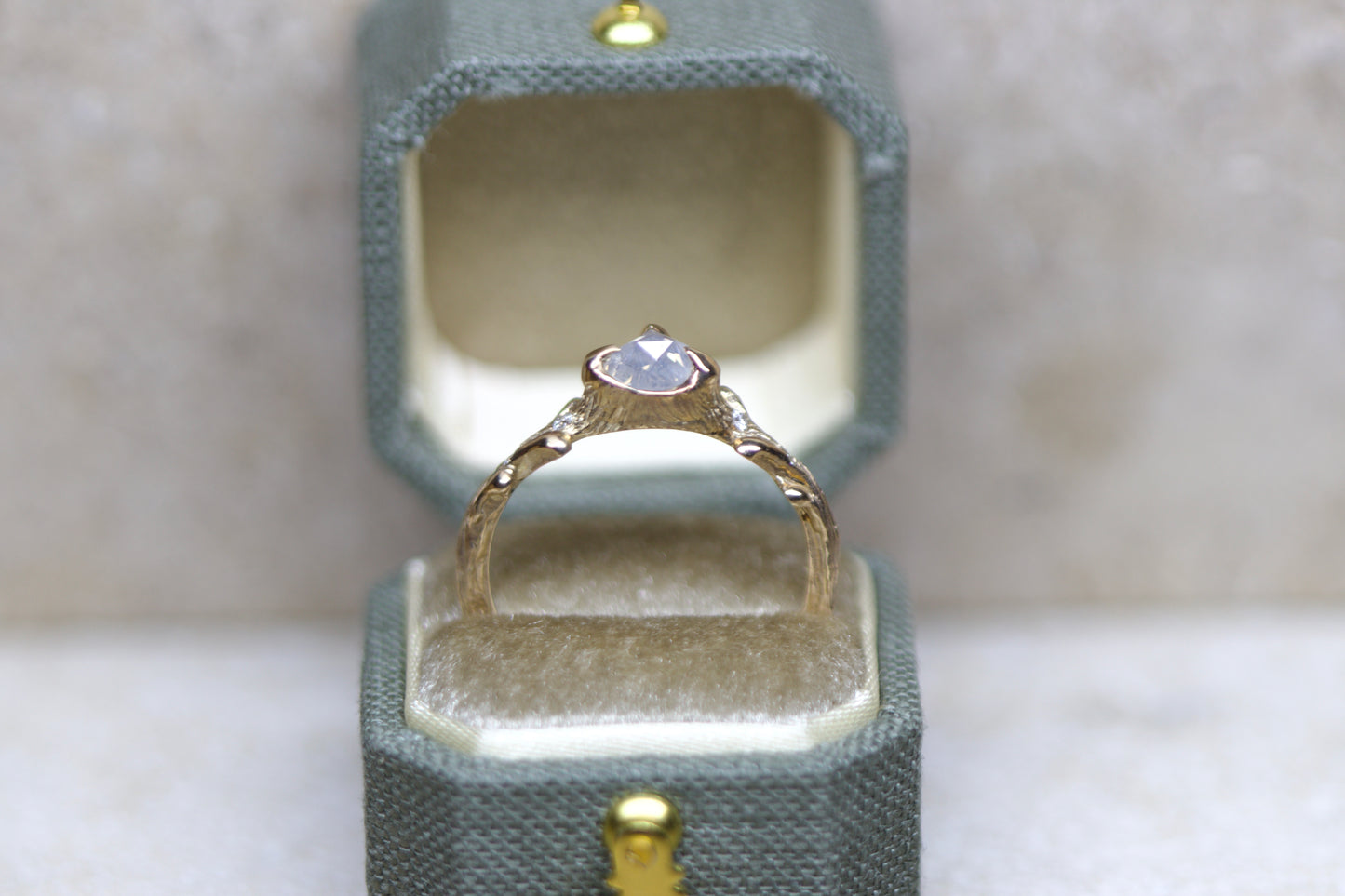 OOAK hawthorn and milky diamond ( ready to ship )